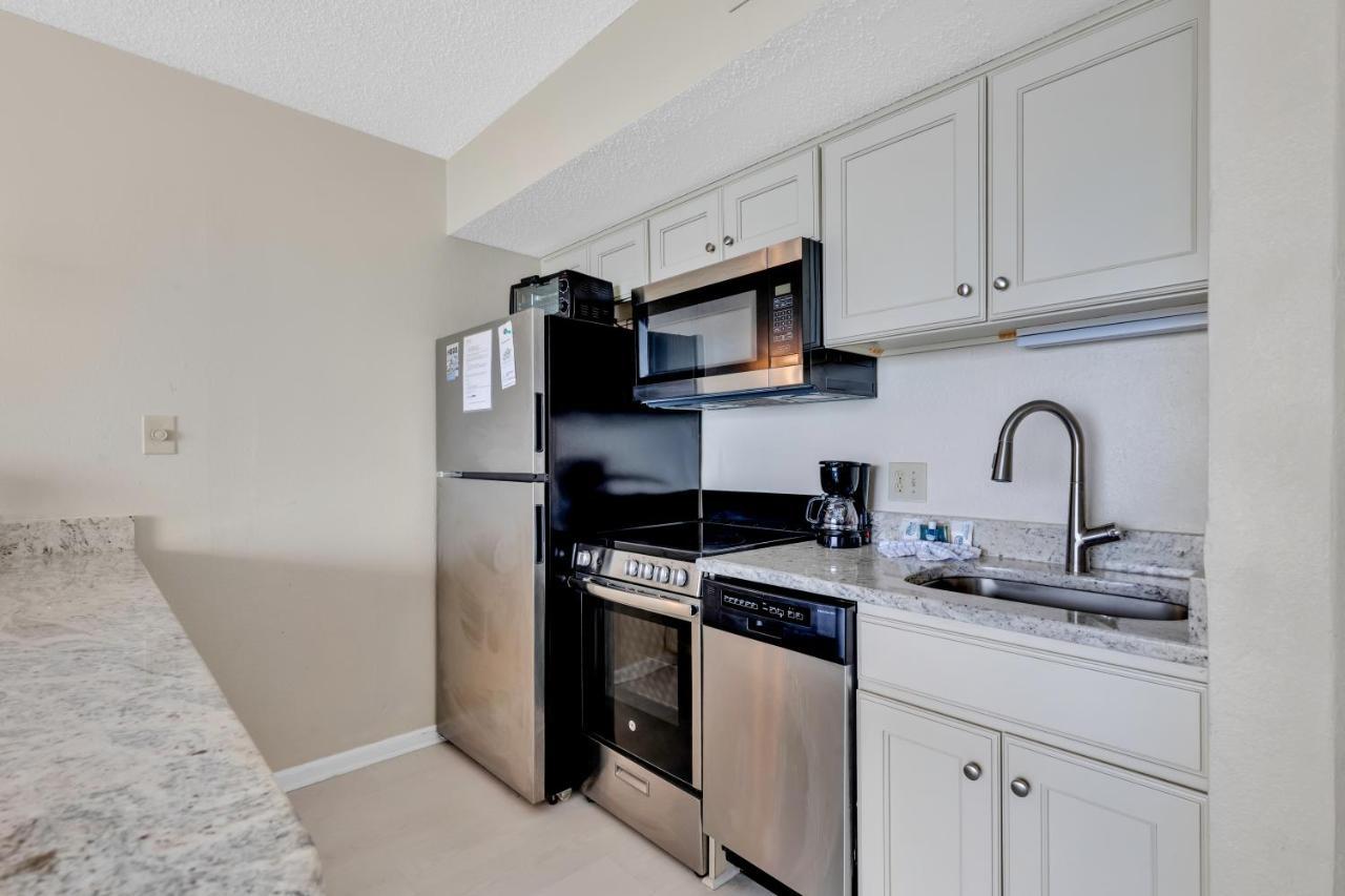 Hosteeva Front 1br Ocean Forest Plaza W Views